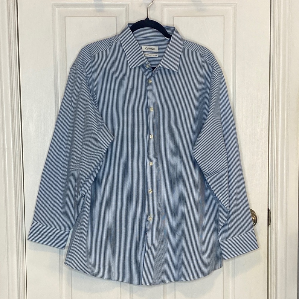Calvin Klein Blue Gingham Cotton Dress Shirt Business 17.5 32/33 - Picture 2 of 16